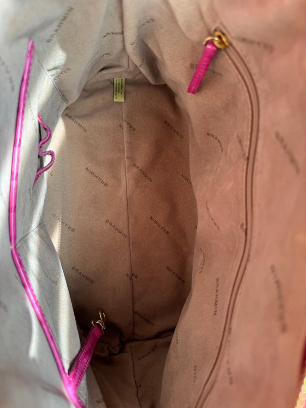 Pink Brahmin Bag with dustcover- like new - Picture 7 of 8